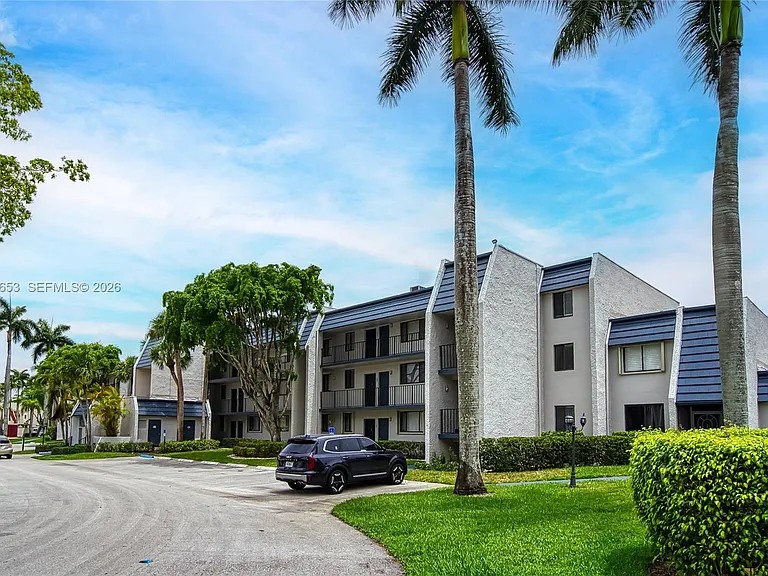 4345 Trevi Ct #202 — Photo 30