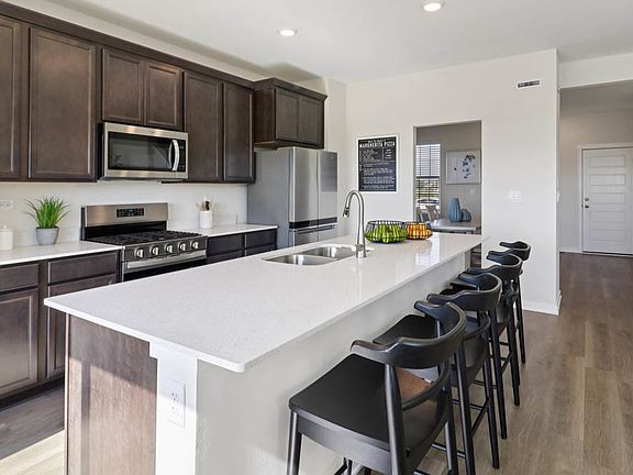 4th image of 265 Canal Dr