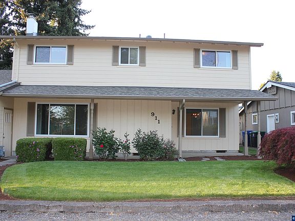 2nd image of 911 Cummings Ln N