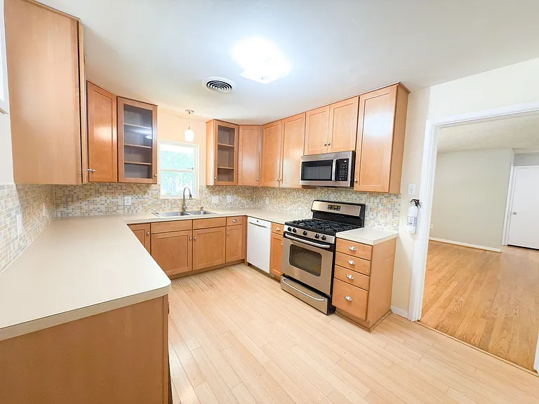 10457 Solta Dr — Photo 13
