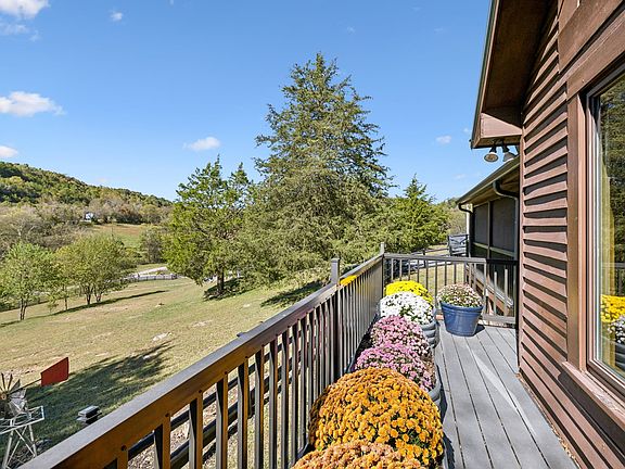 53rd image of 2846 Fuller Hollow Rd