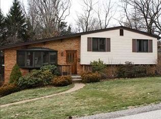 1218 Harvest Dr, Monroeville, PA