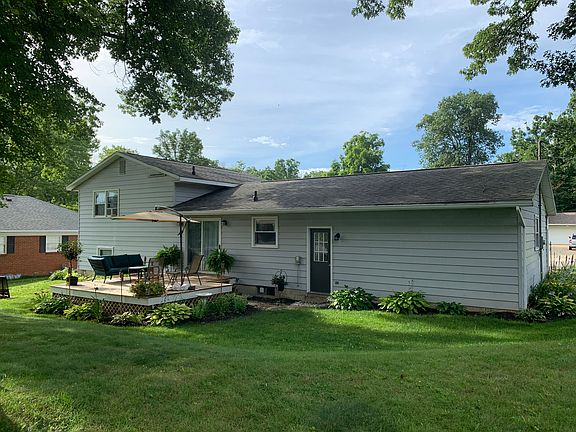 3rd image of 2287 Sprucewood Dr