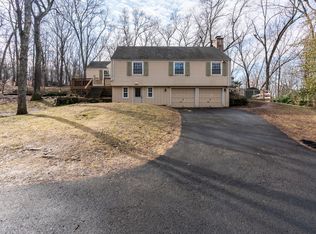 73 Foote Rd, South Glastonbury, CT 06073