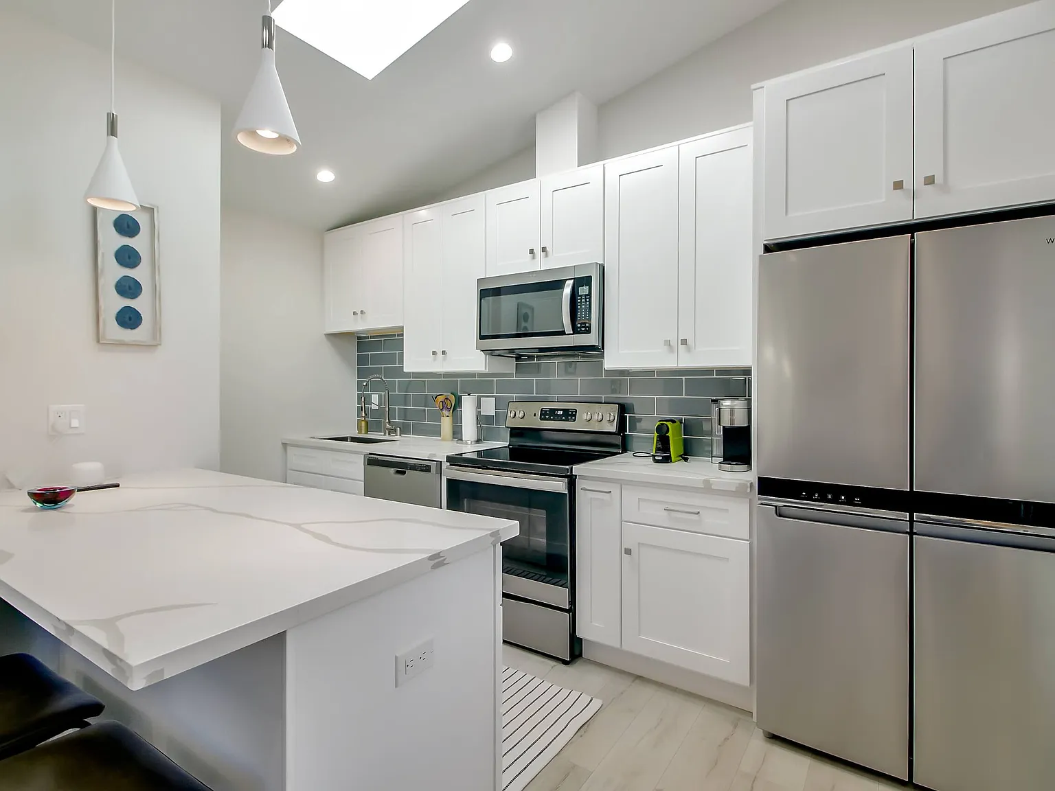6602B Neptune Ct — Photo 2