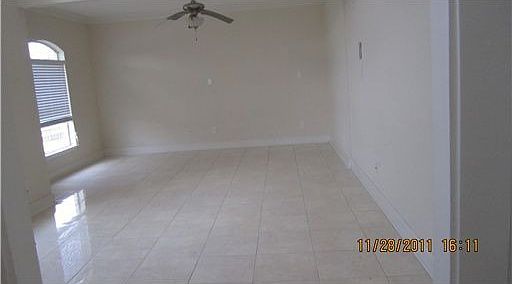 4th image of 11416 Campbell Ln