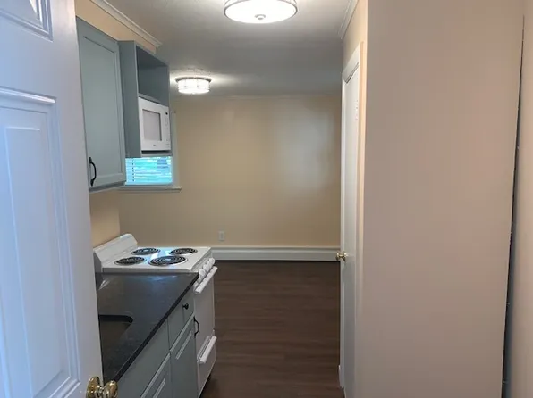 52 Lawrence St, Clinton, MA