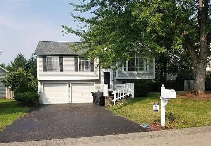 1st image of 519 Sarah Dr
