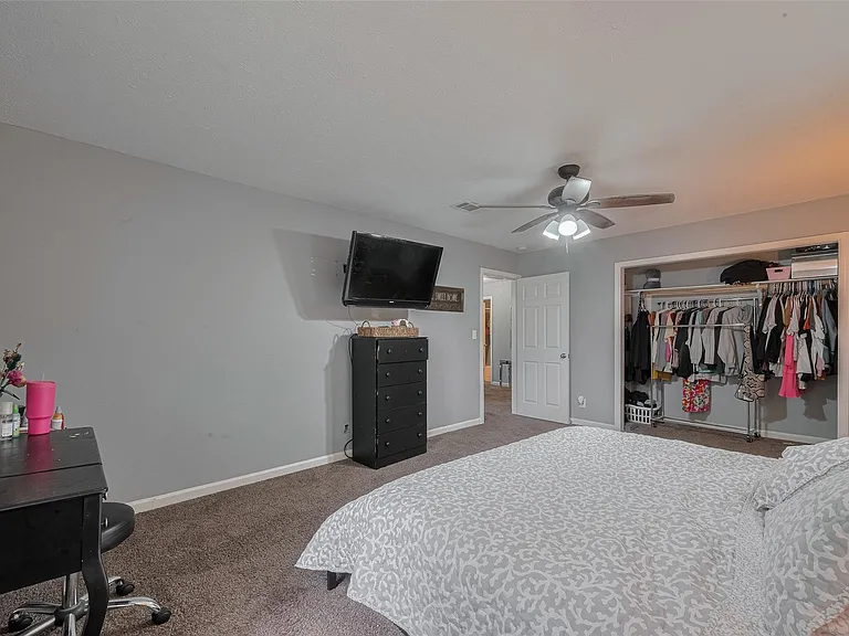 5514 Avenue M — Photo 33