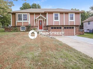 16317 McKinley St, Belton, MO 64012