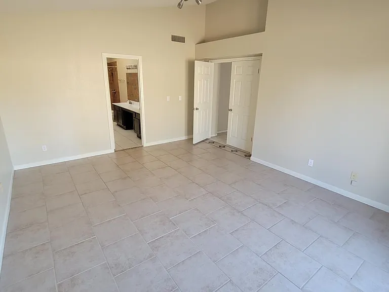 6320 W Shaw Butte Dr — Photo 22
