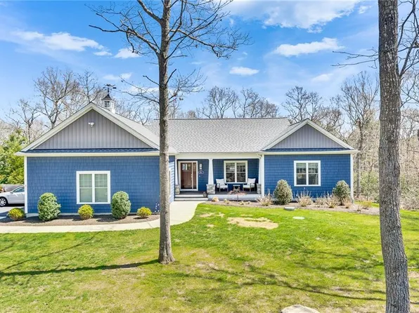 41 Shortie Way, South Kingstown, RI 02879