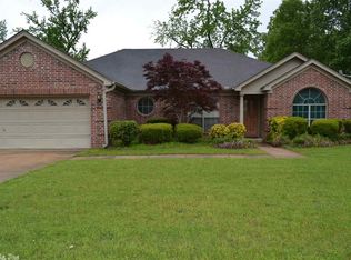10 Arnold Palmer Cv, Little Rock, AR 72210