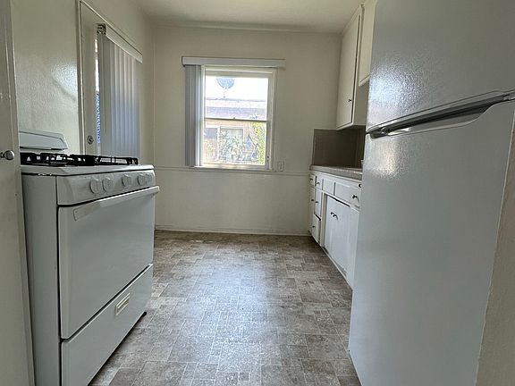5th image of 3754 Vinton Ave #6