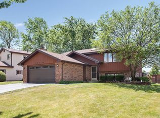 14718 S Arboretum Dr, Homer Glen, IL