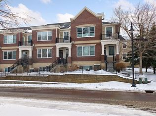325 W River Pkwy APT 104, Minneapolis, MN 55401
