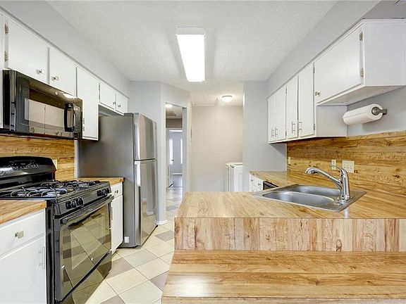 5th image of 11114B Parkfield Dr