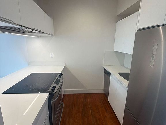 2nd image of 3661-3677 Poinciana Ave #3A