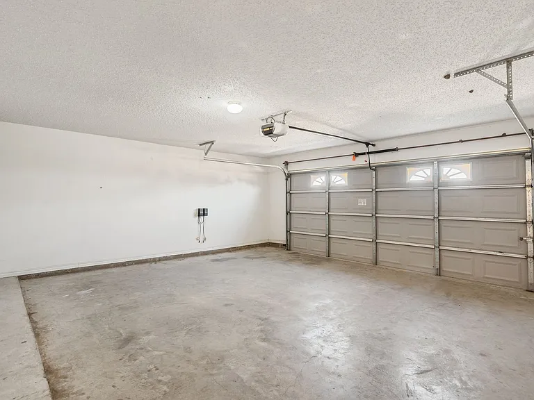 854 Lago Vista Dr — Photo 20