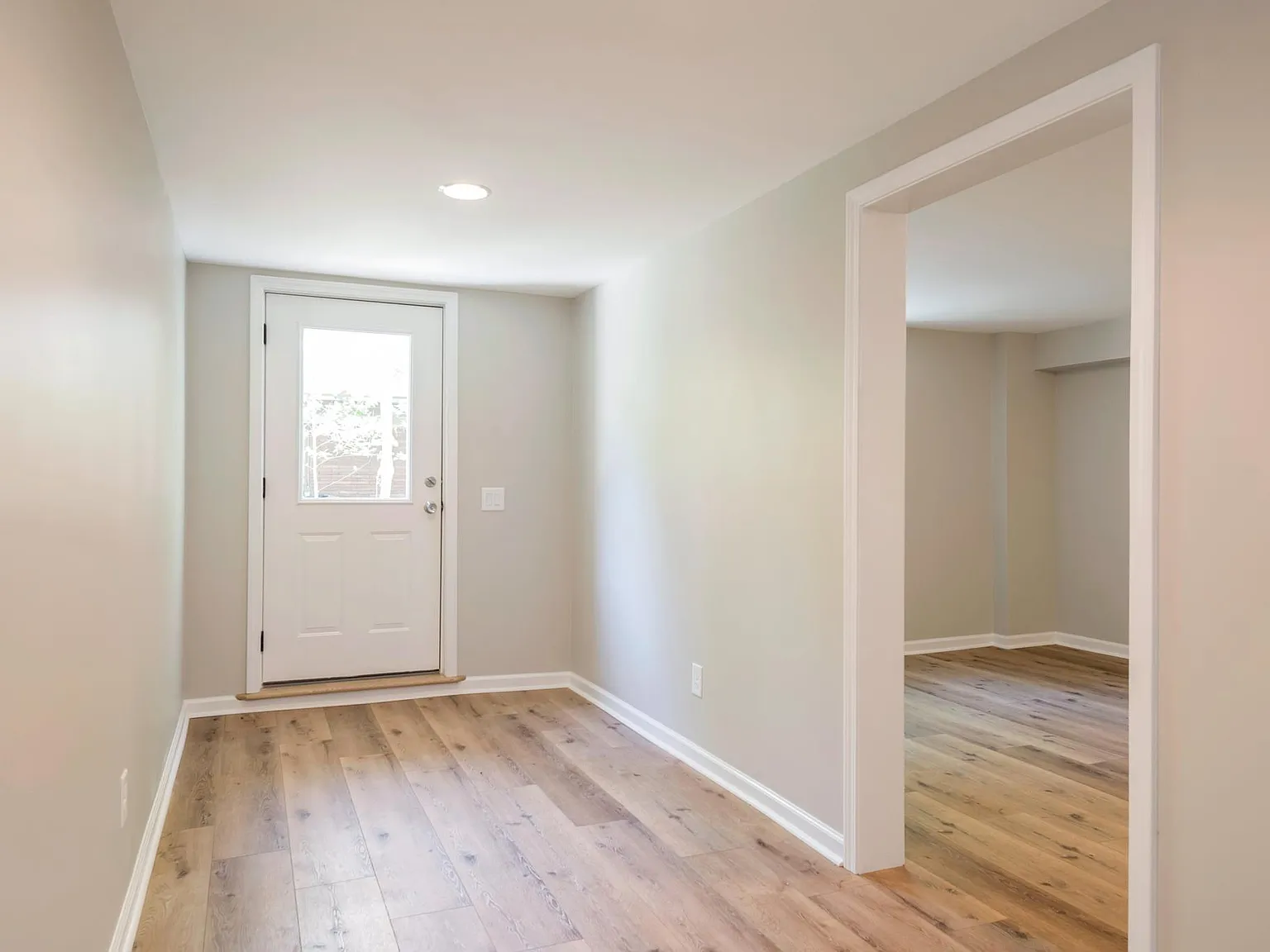 1 bed, 750 sqft, $1,599 — Photo 3