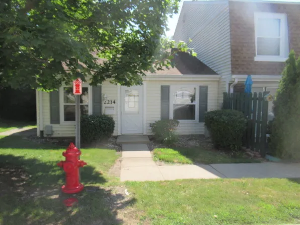 2214 Brittany Ct #2214, Schaumburg, IL 60194