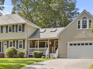 40 Blacksmith Rd, Dracut, MA 01826