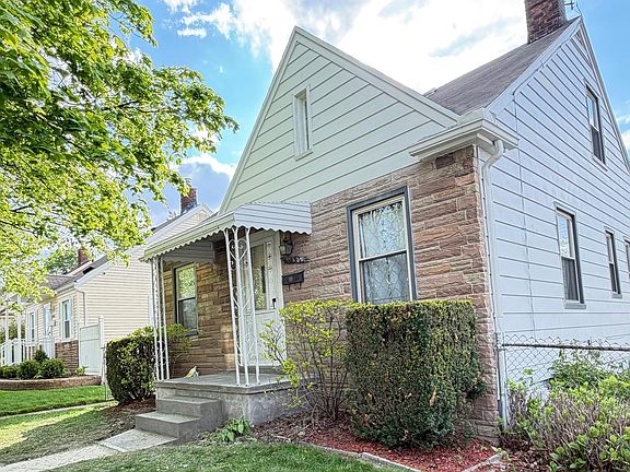 3rd image of 17405 Palmer St