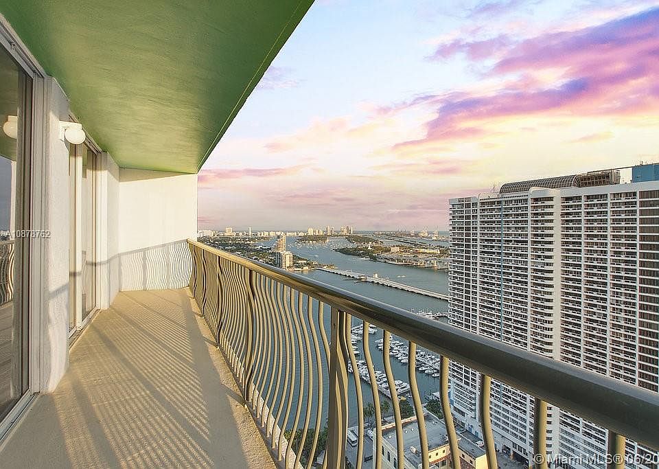 1st image of 1752 N Bayshore Dr #24C