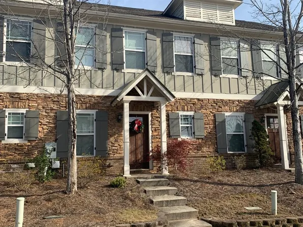 207 Oconee River Cir, Athens, GA 30605