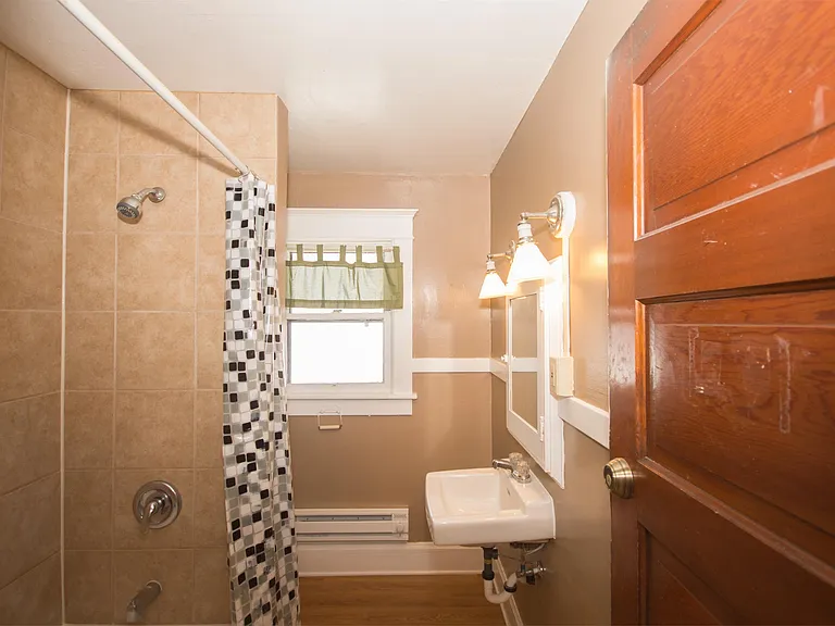 427 SW 5th St — Photo 17