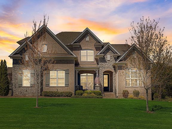 2nd image of 301 Conoga Dr