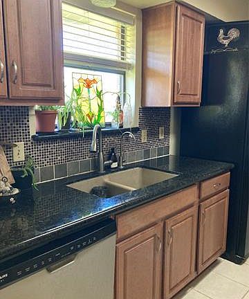 3rd image of 343 Aspenway Dr