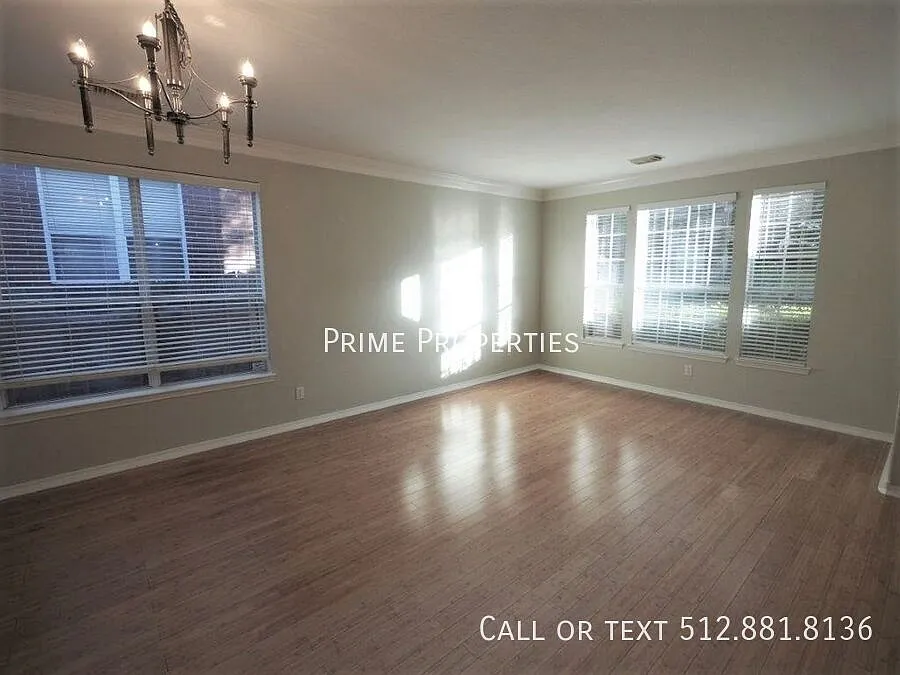 Desirable 4 Bedroom Home In Beautiful Steiner Ranch! — Photo 4
