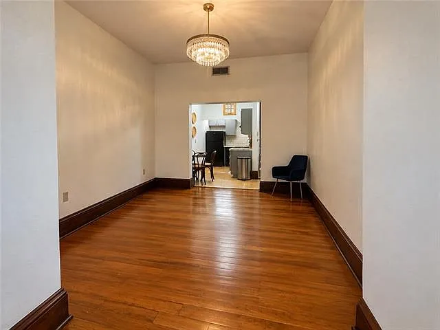 2 bed, 1.0 bath, 1000 sqft, $1,500 — Photo 3