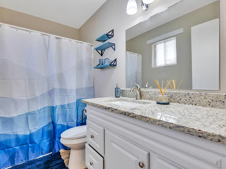 1329 Walker Ave #B — Photo 14