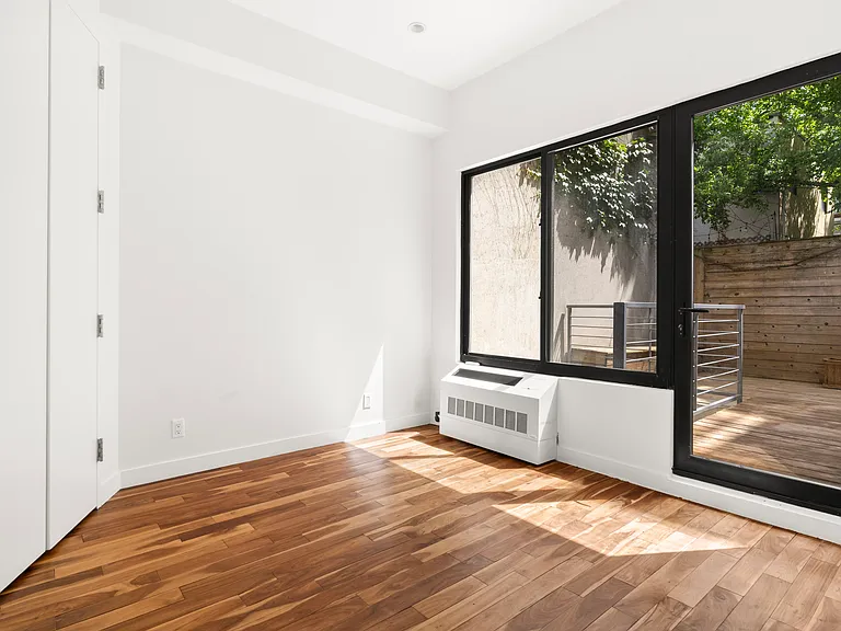6 Hope St #1A — Photo 6