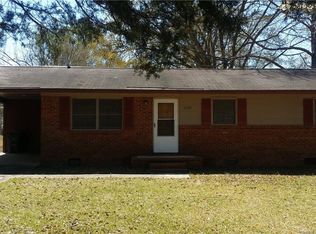 6543 Lagoon Dr, Fayetteville, NC 28314