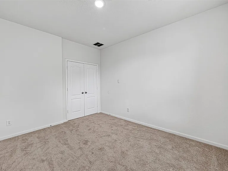 25319 Whitehaven Gate St — Photo 19