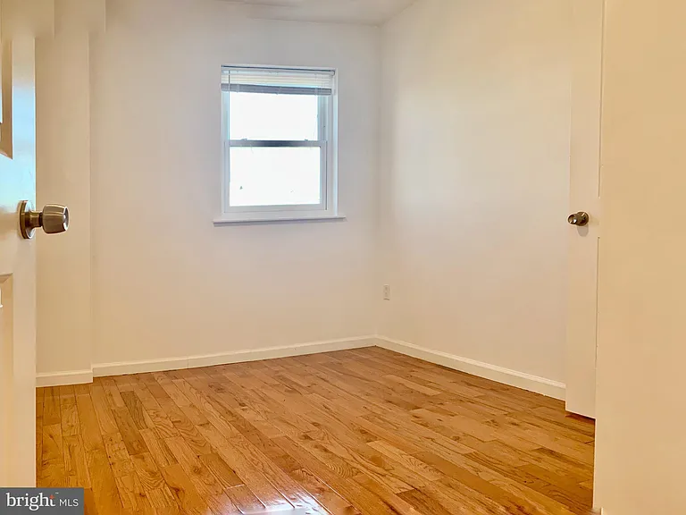 1800 Ridge Ave #7 — Photo 8