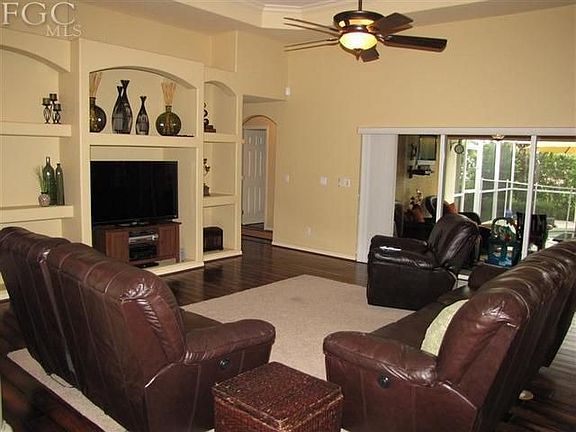 4th image of 5310 SW 22nd Ave