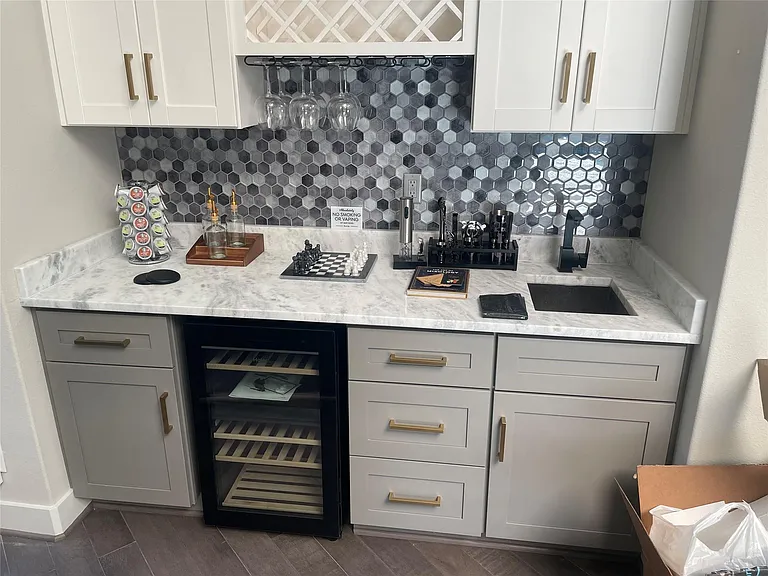 10023 Piping Rock Ln — Photo 11