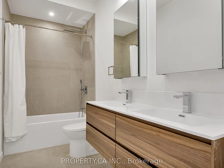 301 Keele St #3 — Photo 14