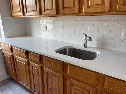 Rented by MQ Realty LLC | media 12