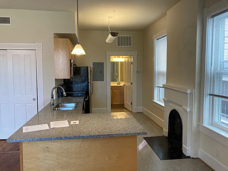 803 N 23rd Street — Photo 4