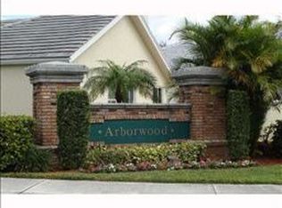 9224 Arborwood Cir, Davie, FL 33328