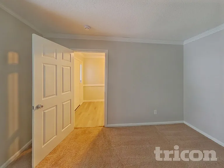 7226 Amarillo Dr — Photo 12