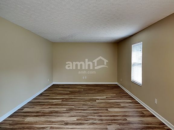 3rd image of 3788 Carlotta St