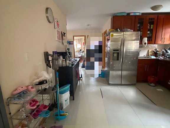 2nd image of 59-07 138th St #201