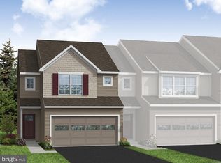 128 Magnolia Dr, Middletown, PA 17057