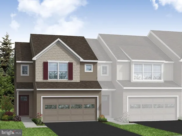 128 Magnolia Dr, Middletown, PA 17057